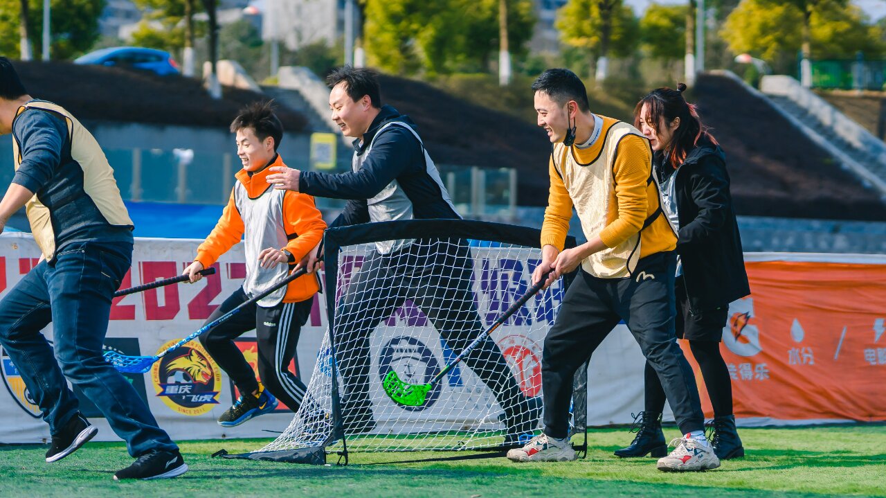 4-2逆转日本名将19岁国乒小将勇夺WTT挑战赛太原站男单冠军(图1)