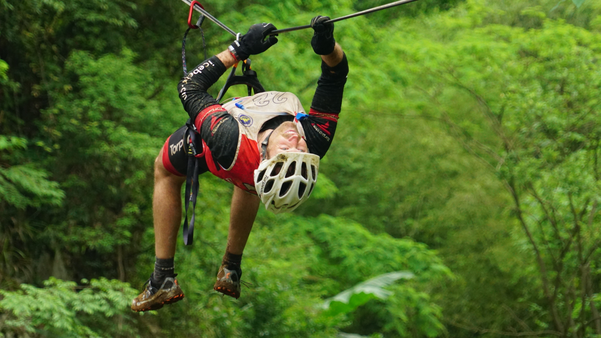张家界七星山挑战赛即将揭幕!冠军将赢得50万奖金与豪华汽车(图1)
