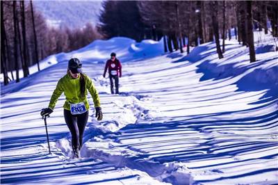 张家界七星山户外挑战赛首日两名选手因违规被淘汰(图1)