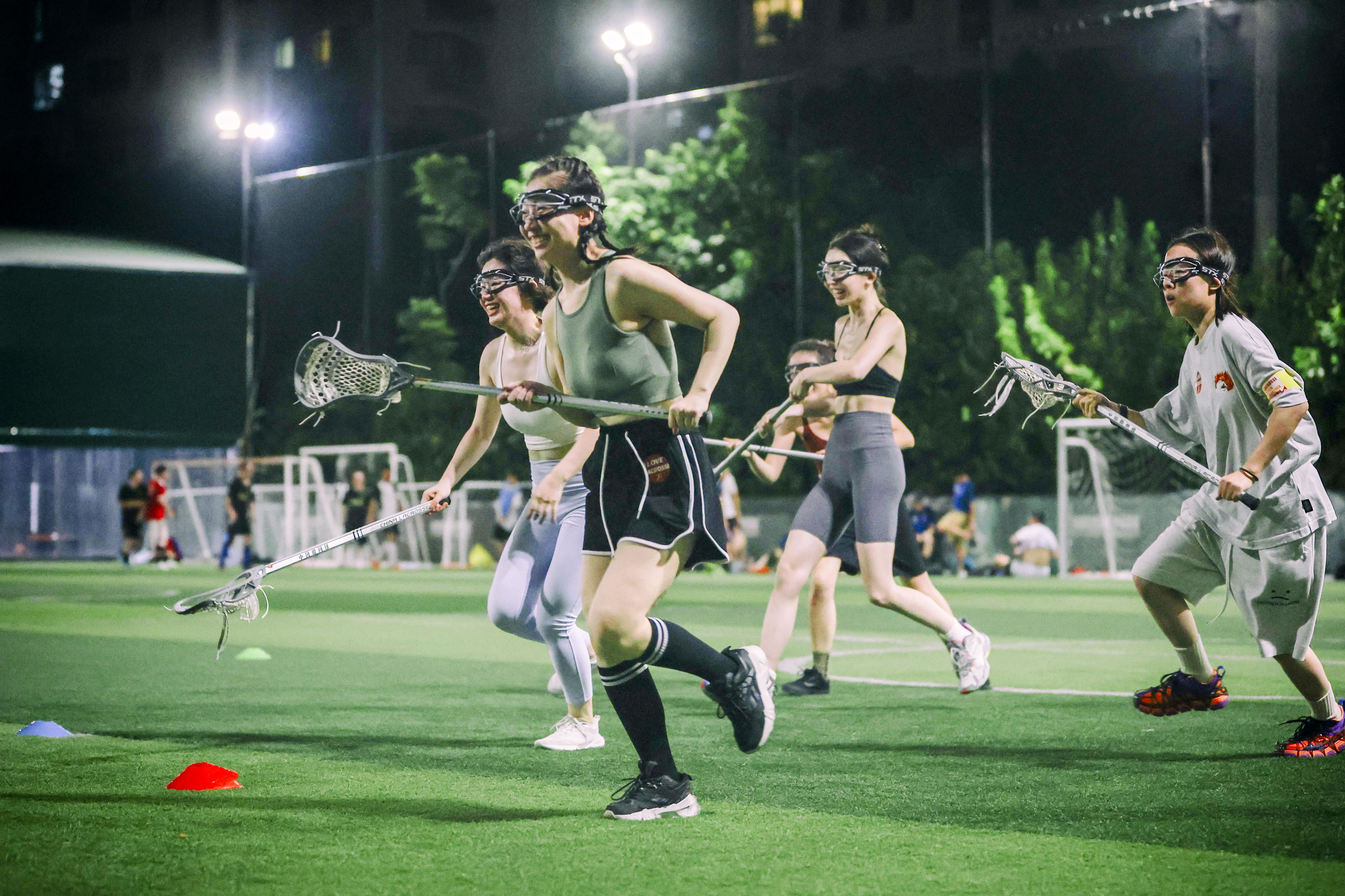 三亚经济圈热带雨林挑战赛入选全国“跟着赛事去旅行”优秀案例(图1)