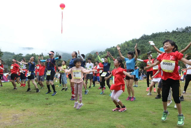 第二十五届翠华山登山挑战赛精彩落幕赛事亮点纷呈！(图1)